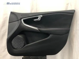 Türverkleidung rechts vorne Volvo V40 Schrägheck 525, 526 1319933 P17017195 - Bild 1 von 3