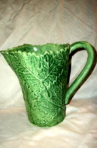 MAJOLICA LEAF PITCHER GREEN FRENCH STYLE LARGE VINTAGE NOT MARKED COTTAGE CORE - Picture 1 of 4