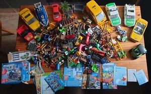 Playmobil Riesiges XXL Konvolut Autos Motorräder Figuren Polizei Ersatzteile etc - Bild 1 von 12