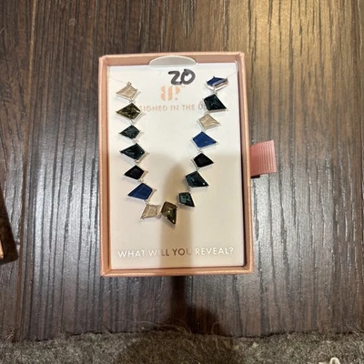 bomb Party 2025 Holiday Jewel, Candy, Blueberry Truffle, Silver Plating bracelet - Image 1 of 4