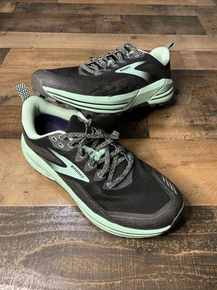 Brooks Cascadia 16 Shoes Womens Size 11 D Wide Black Mint Trail Running Lugged - Image 1 of 4