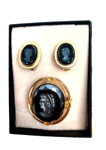 Vintage Reverse Intaglio Cameo Brooch & Earrings Victorian Lady Black Glass - Picture 1 of 3