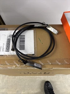 Lot (2) Juniper 740-038623 Rev 01 Molex QSFP+ 1110409055 1 Meter USED - Picture 1 of 2