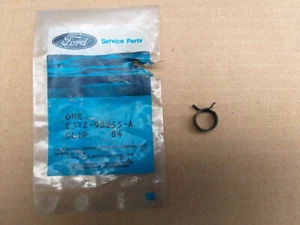OEM Ford 1983-1986 F250 F350 6.9L Diesel Fuel Filter Mounting Clamp / Clip - Bild 1 von 6
