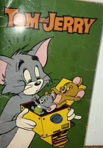 Libro de bolsillo vintage de Tom y Jerry estilo cómic 1980 Metro-Goldwyn-Mayer - Imagen 1 de 6