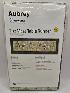 Annie's Creative Quilter Fabric Club -- Aubrey von Clothworks - Bild 1 von 2