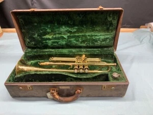 Elkhart Trumpet - Picture 1 of 8