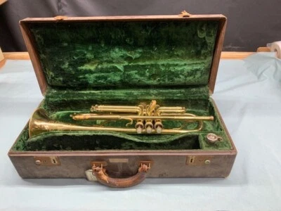 Trompeta Elkhart Foto 1 de 4