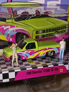 M2 Machines 1990 Chevrolet C1500 SS 454 Diorama M2 Truckin OBS - Picture 1 of 10