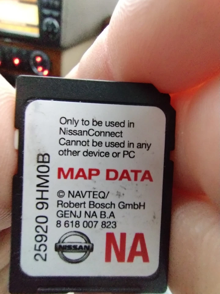 TARJETA DE MEMORIA NISSAN 25920-9HT0A-MAPA, TARJETA SD PIEZAS ORIGINALES 259209HT0A 🎯 Foto 1 de 3