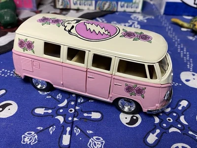 Fan Art de Grateful Dead. Autobús Volkswagen 1962 fundido a presión personalizado Foto 1 de 4