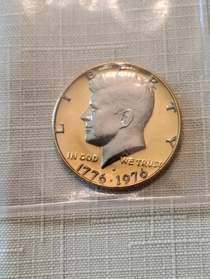 1976 Kennedy Half Dollar Gold & Sliver  - A Bicentennial  Piece of History - Image 1 of 2