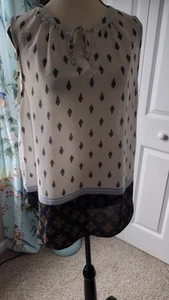 Ann Taylor ärmelloses Schlüsselloch-Hemd zum Binden vorne Colorblock Large Petite LP  - Bild 1 von 5