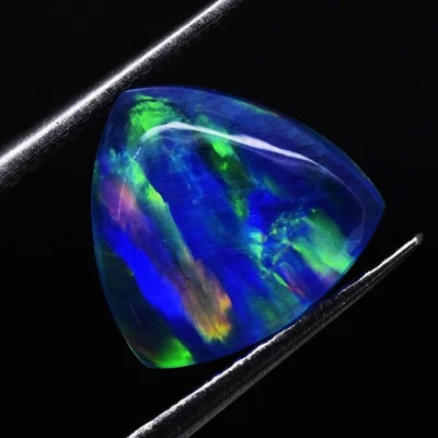 2.05 Ct Fire Opal Doublet Trillion Cabochon Sparkling Gemstone - Image 1 of 4
