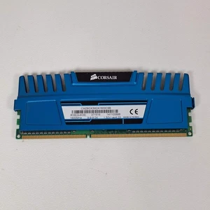 Corsair Vengeance CMZ8GX3M2A1600C9B DDR3 4GB 1600MHz RAM - Picture 1 of 2