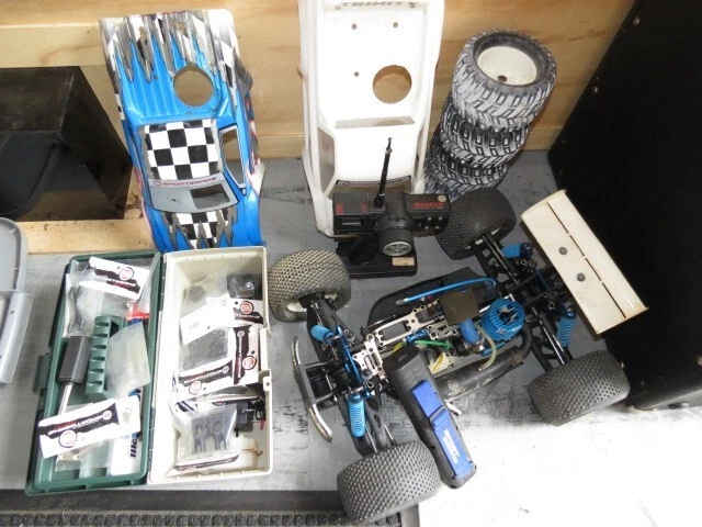 1/8 Scale Sportwerks Mayhem Truggy and Parts Lot - Image 1 of 4