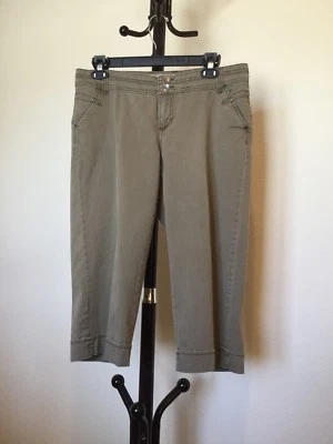 Pantalones recortados para mujer REFLECTIONSS verde oliva algodón/spandex talla 10 Foto 1 de 4