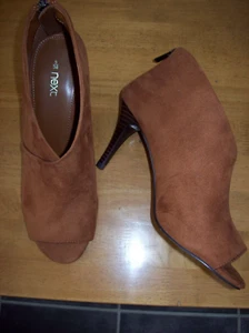 NEXT TAN SUEDE PEEP TOE STILETTO SHOES UK 5 UNWORN - Picture 1 of 4