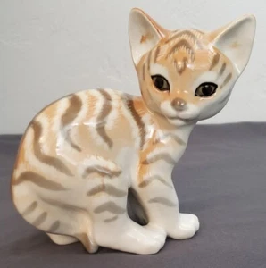 Vintage Lomonosov Imperial Porcelain Cat Tabby Kitten Figurine Made USSR EUC - Picture 1 of 10