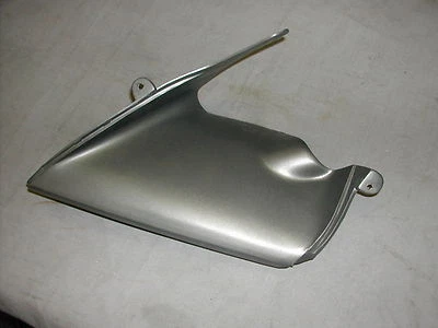 Carenado gris derecho Ducati ST2 ST4 ST4S 98-03 OEM 48410251AE Foto 1 de 2