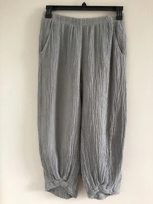 STELLA CARAKASI 100% КОНОПЛЯ ГОФРИРОВАННАЯ МАРЛЯ ЭЛАСТИЧНЫЙ WASIT ПОДКЛАДКА ФЛУД БРЮКИ РАЗМЕР S - Изображение 1 из 4