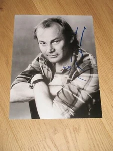 James Bond 007 KLAUS MARIA BRANDAUER autógrafo original ¡FOTO GRANDE! - Imagen 1 de 1