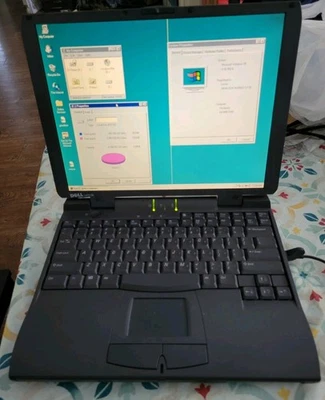 DELL LATITUDE CP M233XT LAPTOP 64MB 4GB HDD Windows 95 - Image 1 of 4