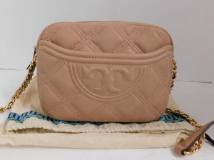 New Tory Burch Fleming Pink Quilted Camera Crossbody Shoulder Bag NWOT - Picture 1 of 8