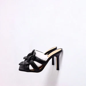 Sandalias Coach para mujer de tacón Kellie de cuero negro suave bomba 6,5 - Imagen 1 de 6