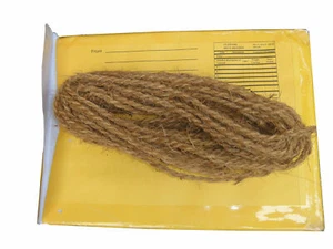 Hand Made Coconut Fiber Rope Bird Toy - 60 Feet - Brown (Natural Colour) - 6 mm - Picture 1 of 2