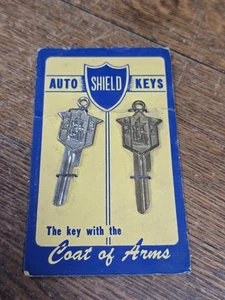 👀 Vintage AUTO SHIELD Key Blanks - PLYMOUTH 1946 - 1953 Y127 Y128 * RARE!! - Picture 1 of 3