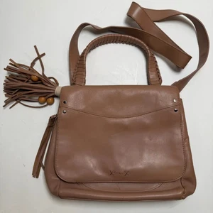 Elizabeth James Tan Leather Tassel Crossbody Shoulder Bag Satchel Magnetic Snap - Picture 1 of 11