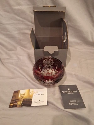 TIGELA PORTA-VOTIVOS REDONDA VERMELHA CRISTAL NEVE CRISTAIS WATERFORD - Imagem 1 de 4