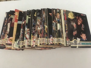 '93/'94 Hoops Gold Basketball (133 insgesamt) **94 sind verschieden** - Bild 1 von 1