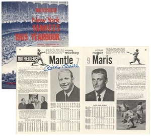 Annuario firmato squadra New York Yankees 1965 15 autografi Mickey Mantle JSA LOA - Foto 1 di 13