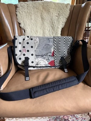 timbuk2 messenger bag Large Red Black Polka Dot Canvas - Imagem 1 de 4