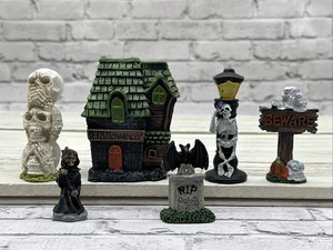 6 Pc Fairy Garden Halloween Scene Haunted House Skulls Miniatures Tray Decor - Picture 1 of 3