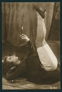 French 1920s Risqué FLAPPER Legs Up Stockings Culottes WYNDHAM Studio Photo - Picture 1 of 1
