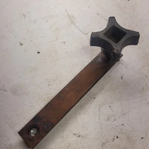 JOHN DEERE SEAT Spring STRAP AM35130 210 212 214 216 316 314 332 318 420 430 - Picture 1 of 4