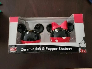 Disney Mickey Mouse & Friends Keramik Mickey und Minnie Salz & Pfefferstreuer - Bild 1 von 9