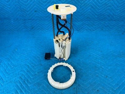 Conjunto de bomba de combustible Lexus LX570 Toyota Land Cruiser 77020-60342 2008-2015 OEM Foto 1 de 4