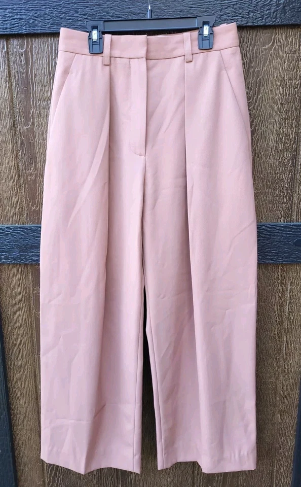 Victoria Beckham Women's High Rise Pleated Wide-Leg Nude-Pink Dress Pants Size 4 - Image 1 of 4