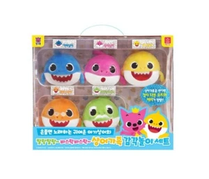 Pinkfong Baby Shark Family Sensory Play Set-Fun and Educational Toys for Kids - Picture 1 of 9