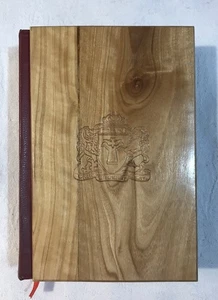HOLY BIBLE KJV King James Version Red Letter Jerusalem Bethlehem Wood Cover NEW - Imagen 1 de 12