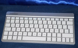 Bluetouth Tastatur für Android Handy / Tablet PC (z.B. Samsung Galaxytab) - Bild 1 von 4