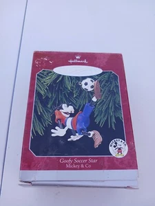Hallmark Keepsake Goofy Soccer Star Damaged Ears - Picture 1 of 9