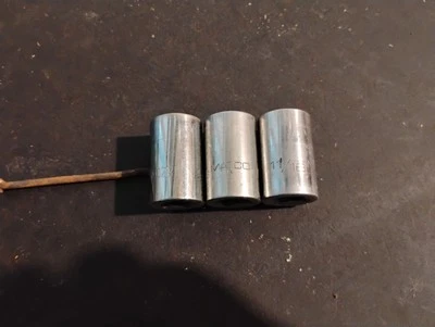 Matco C226 - SAE 11/16 Inch -  1/2 Drive - 6 Point Shallow Socket - Image 1 of 3