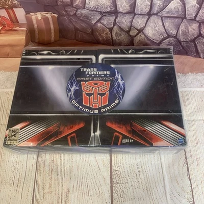 SDCC COMIC CON 2011 HASBRO EXCLUSIVE TRANSFORMERS OPTIMUS PRIME FIRST EDITION - Image 1 of 4