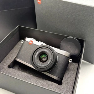 LEICA X1 Compact Digital Camera From Japan - Picture 1 of 10