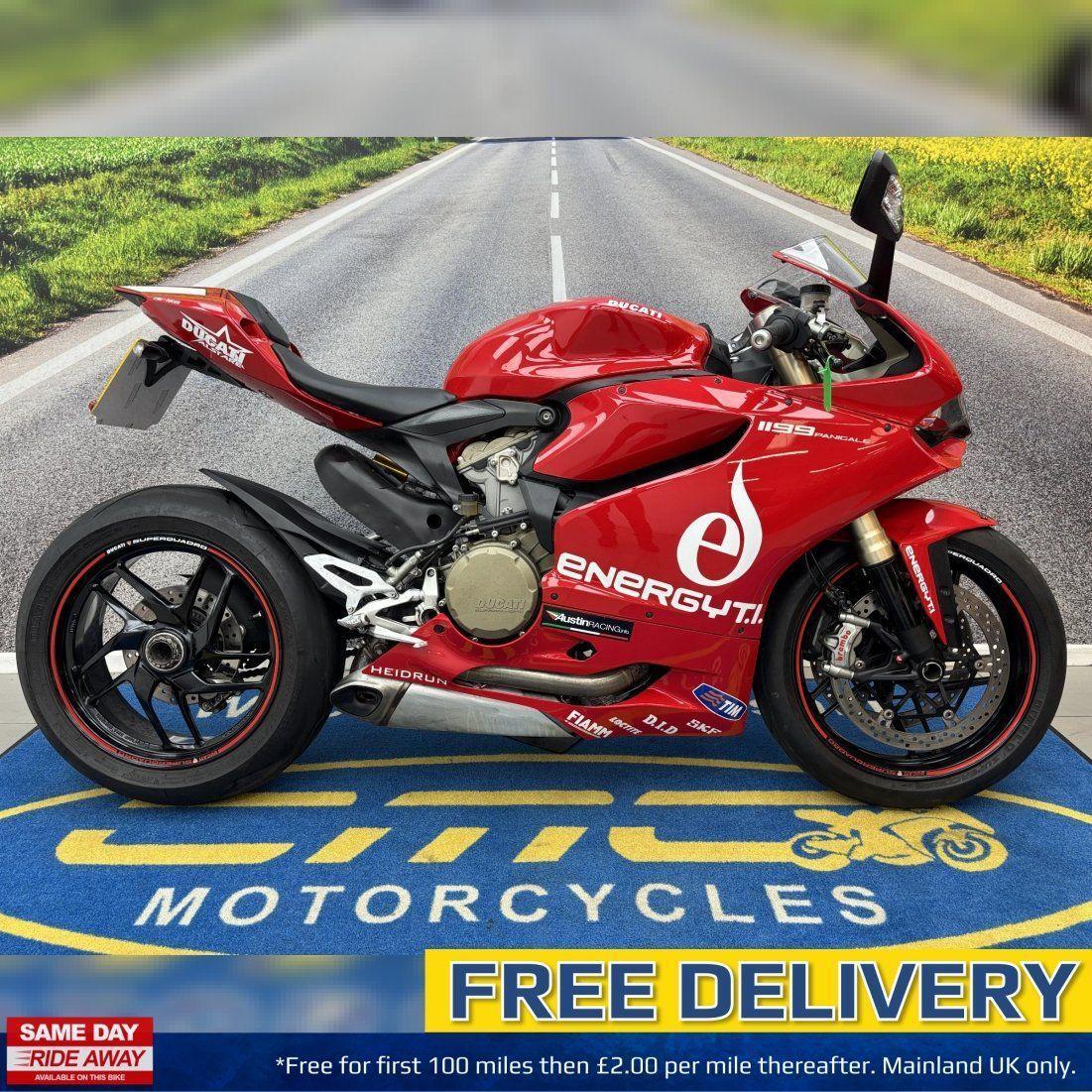 ▽ DUCATI 1299/1199/899 PANIGALE △ ベビーフェイス製のバック
